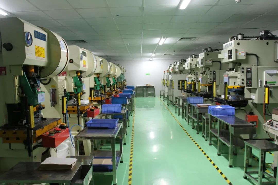 五金加工廠有機(jī)廢氣異味控制，Dejing的凈?除臭劑如何做到？.jpg