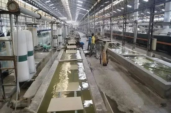 陶瓷廠廢氣惡臭讓人苦不堪言，Dejing的凈?除臭劑幫助企業(yè)達(dá)標(biāo)排放！.jpg
